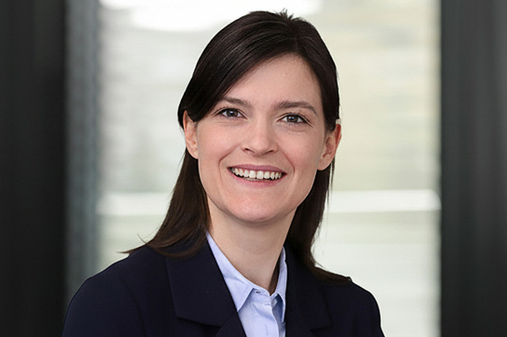 Claire Vierbuchen, LL.B. (Köln/Paris 1)